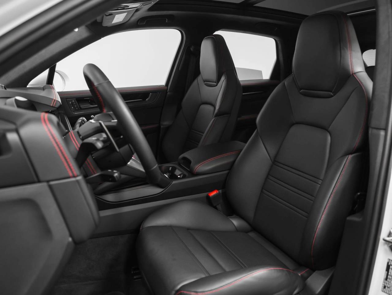 2025 Porsche Cayenne GTS
