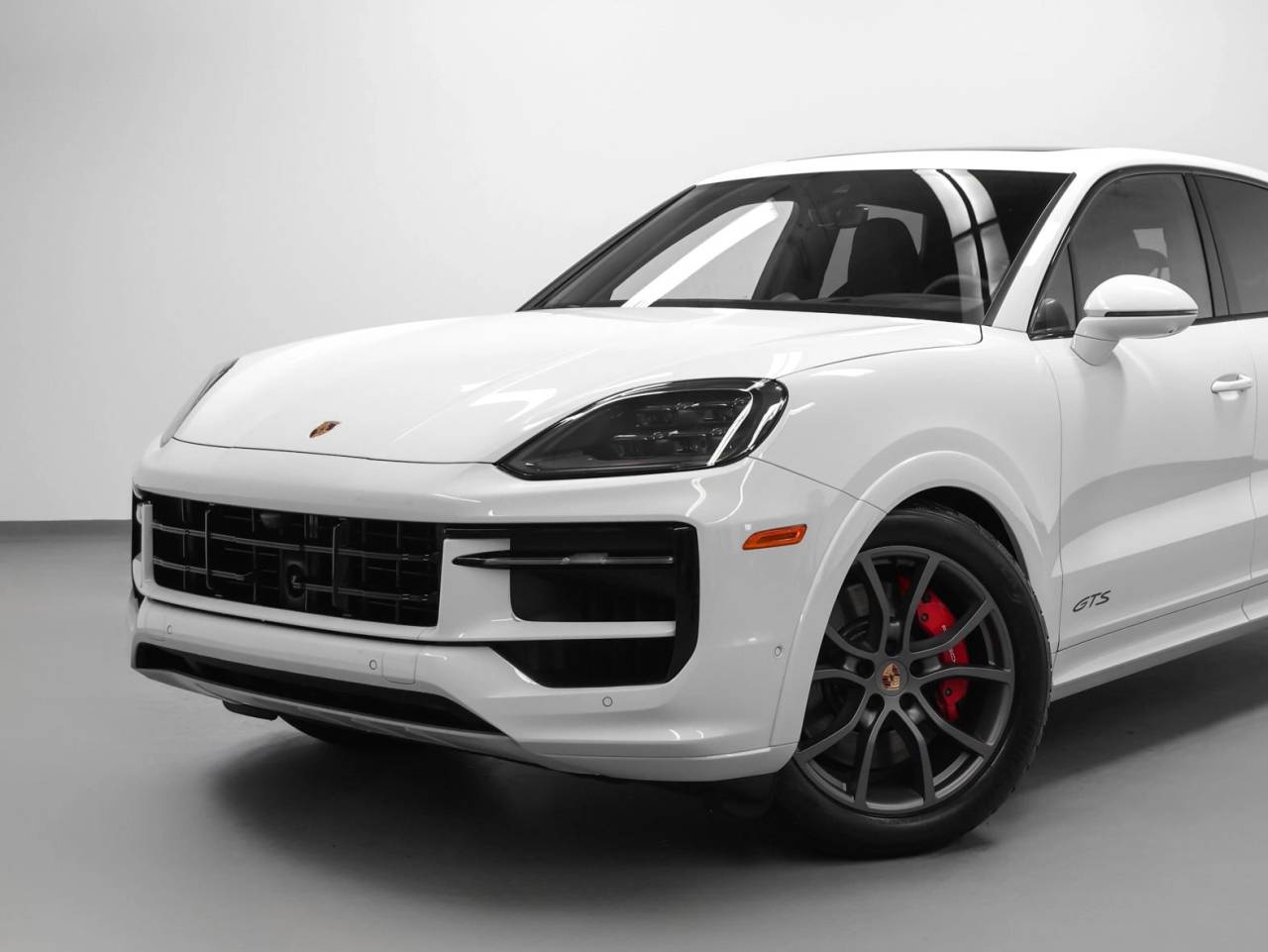 2025 Porsche Cayenne GTS