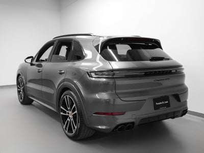 2026 Porsche Cayenne Cayenne GTS