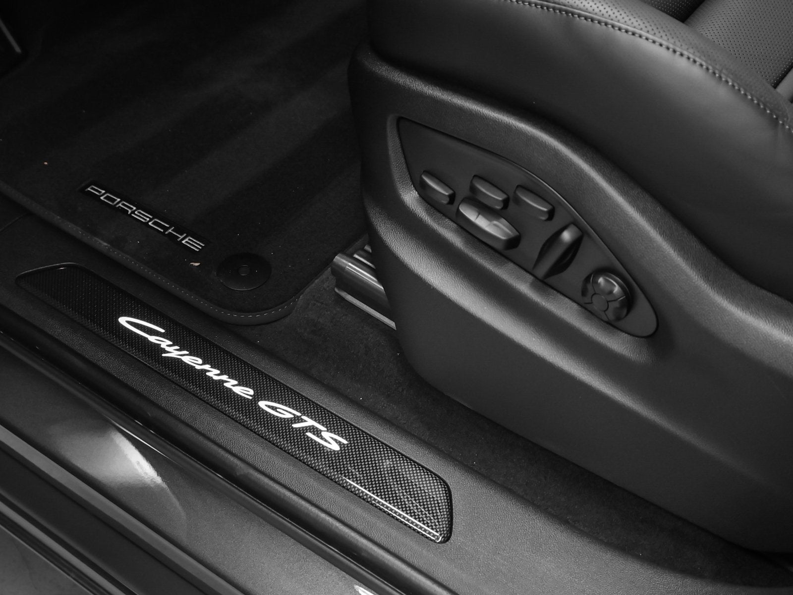 2026 Porsche Cayenne Cayenne GTS