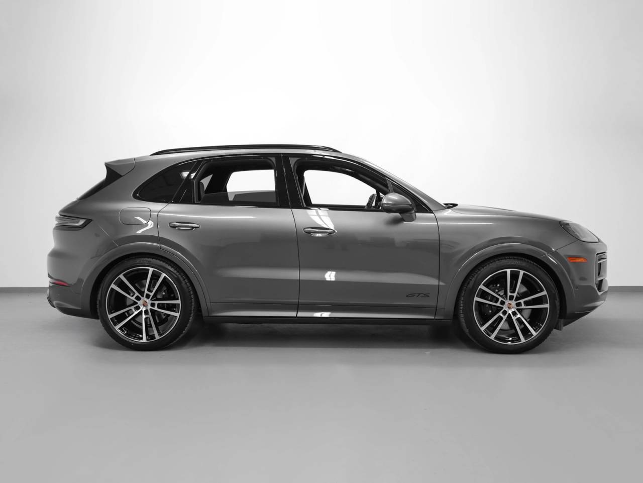 2026 Porsche Cayenne Cayenne GTS