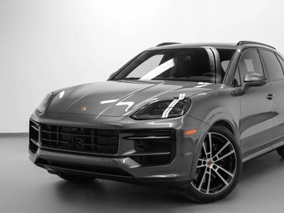 2026 Porsche Cayenne Cayenne GTS