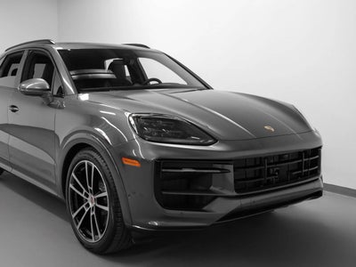 2026 Porsche Cayenne Cayenne GTS