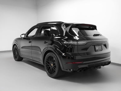 2021 Porsche Cayenne GTS