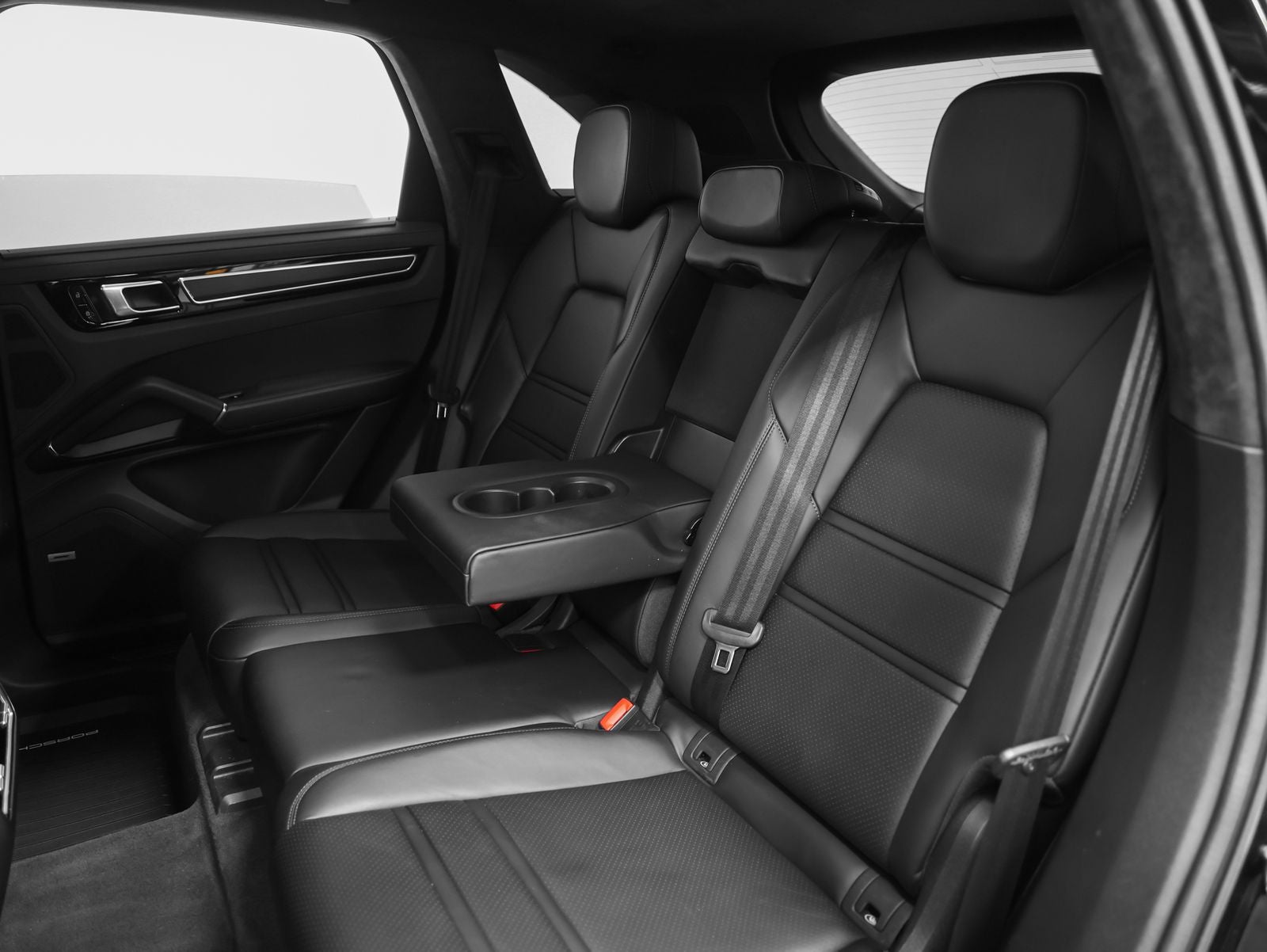 2021 Porsche Cayenne GTS