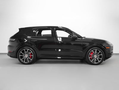 2026 Porsche Cayenne Cayenne GTS