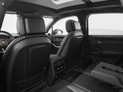 2026 Porsche Cayenne Cayenne GTS