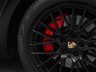 2023 Porsche Cayenne GTS