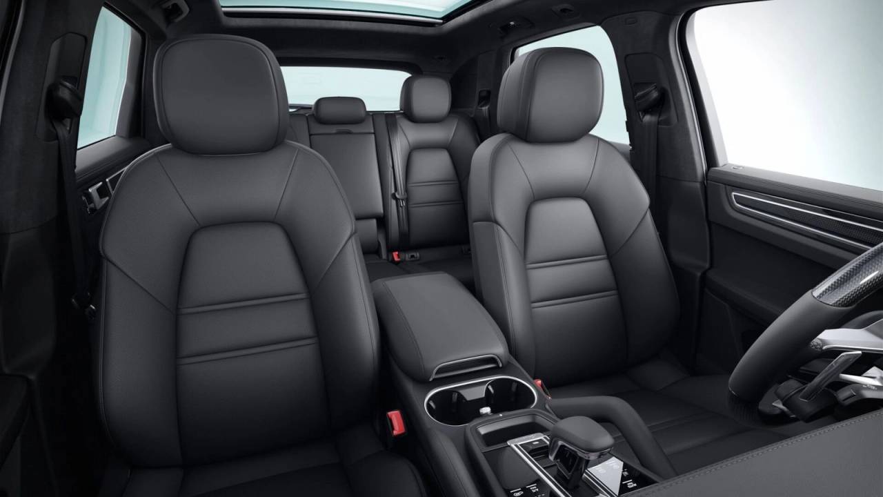 2023 Porsche Cayenne GTS