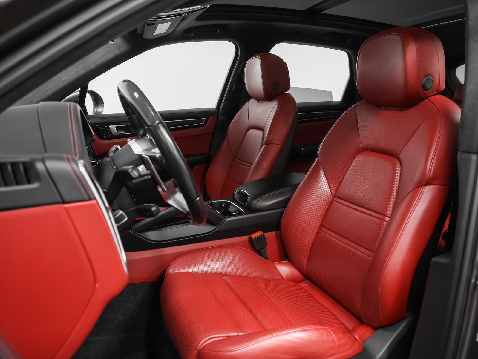 2021 Porsche Cayenne GTS