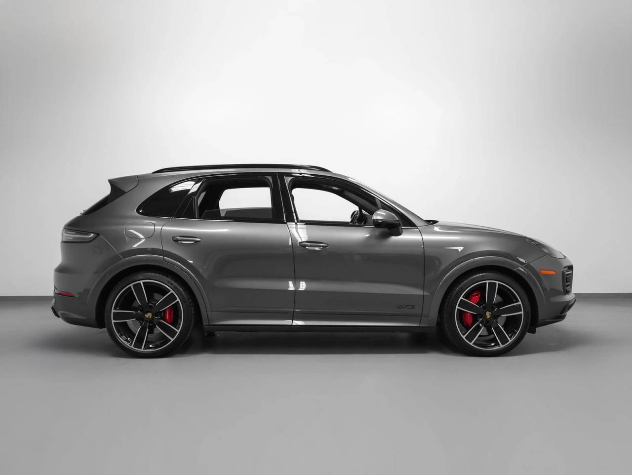 2021 Porsche Cayenne GTS