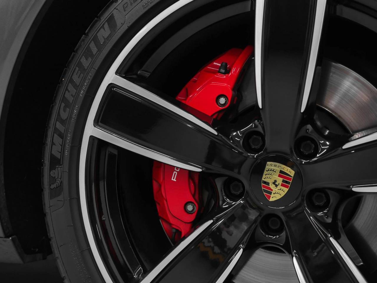 2021 Porsche Cayenne GTS