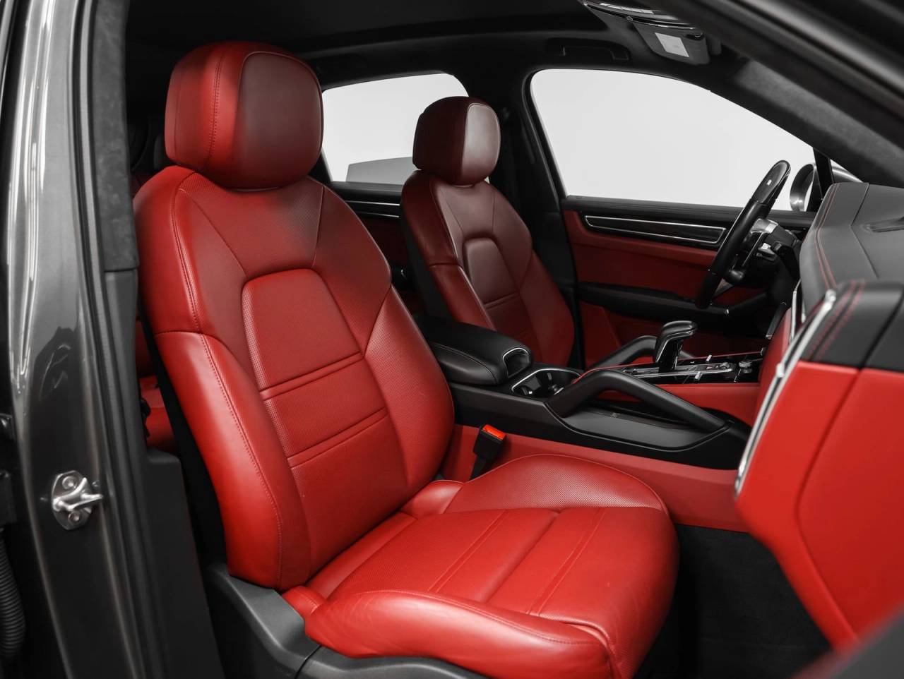 2021 Porsche Cayenne GTS
