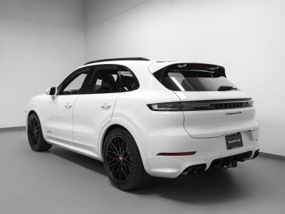 2026 Porsche Cayenne Cayenne GTS