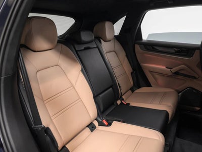 2026 Porsche Cayenne Cayenne GTS