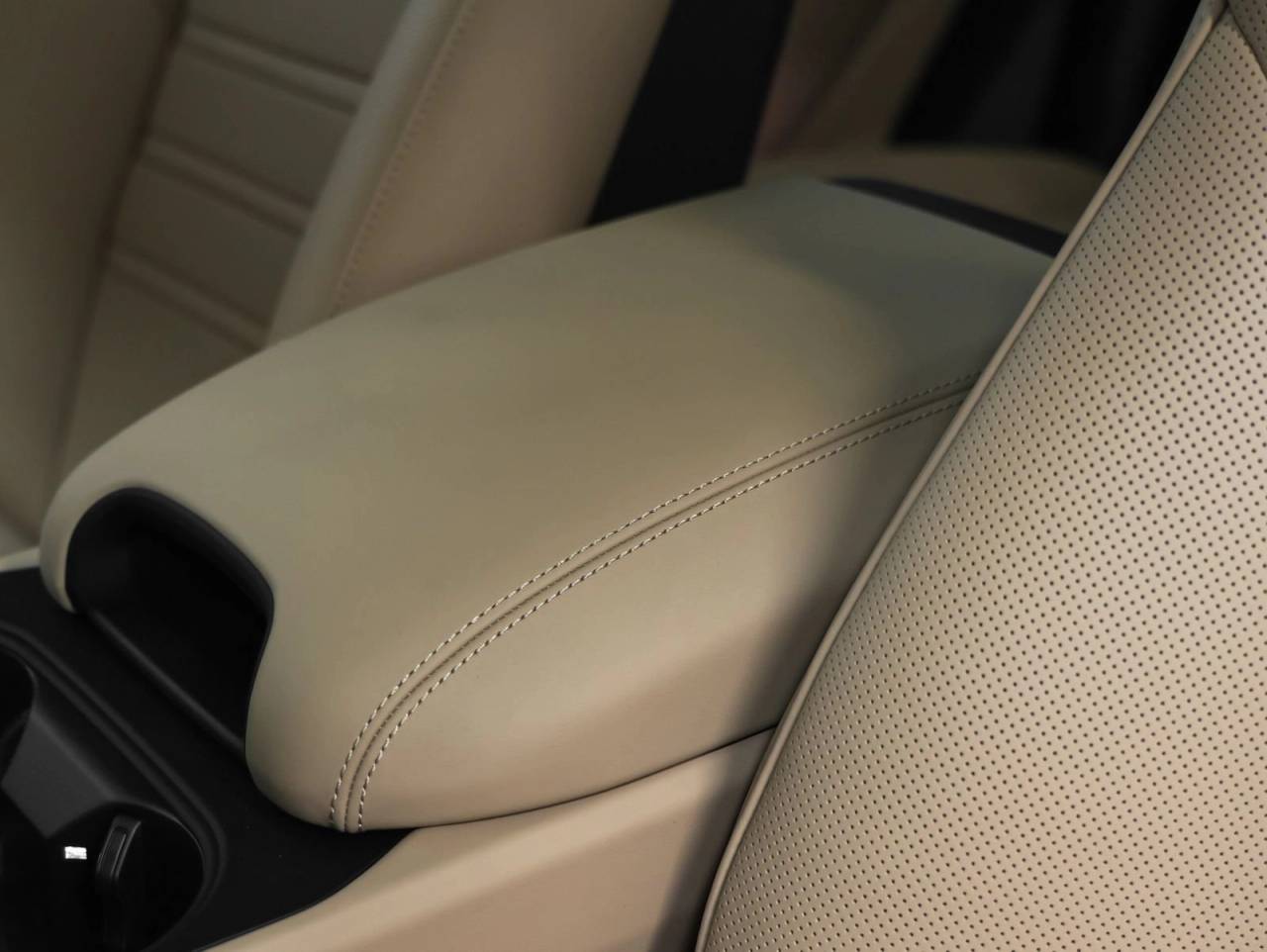 2026 Porsche Cayenne Cayenne GTS