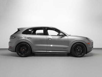 2026 Porsche Cayenne Cayenne GTS