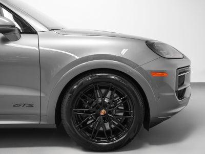 2026 Porsche Cayenne Cayenne GTS