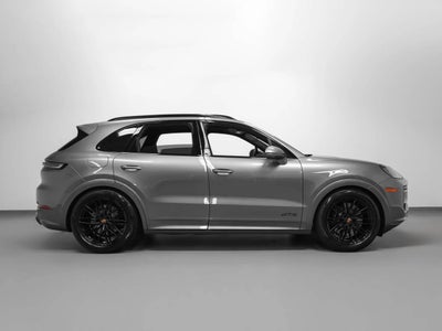 2026 Porsche Cayenne Cayenne GTS