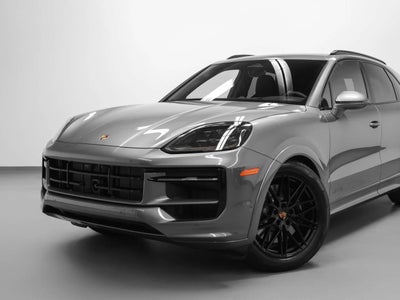 2026 Porsche Cayenne Cayenne GTS