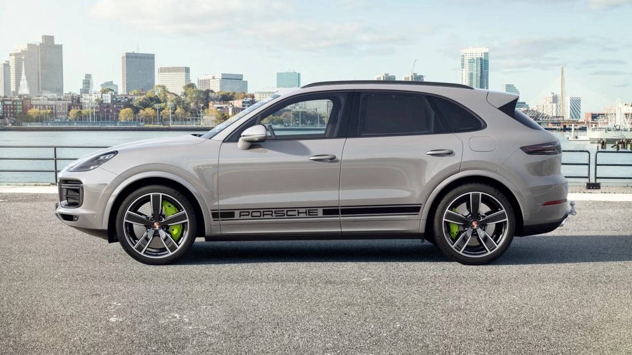2023 Porsche Cayenne Cayenne Turbo S E-Hybrid (MY23)