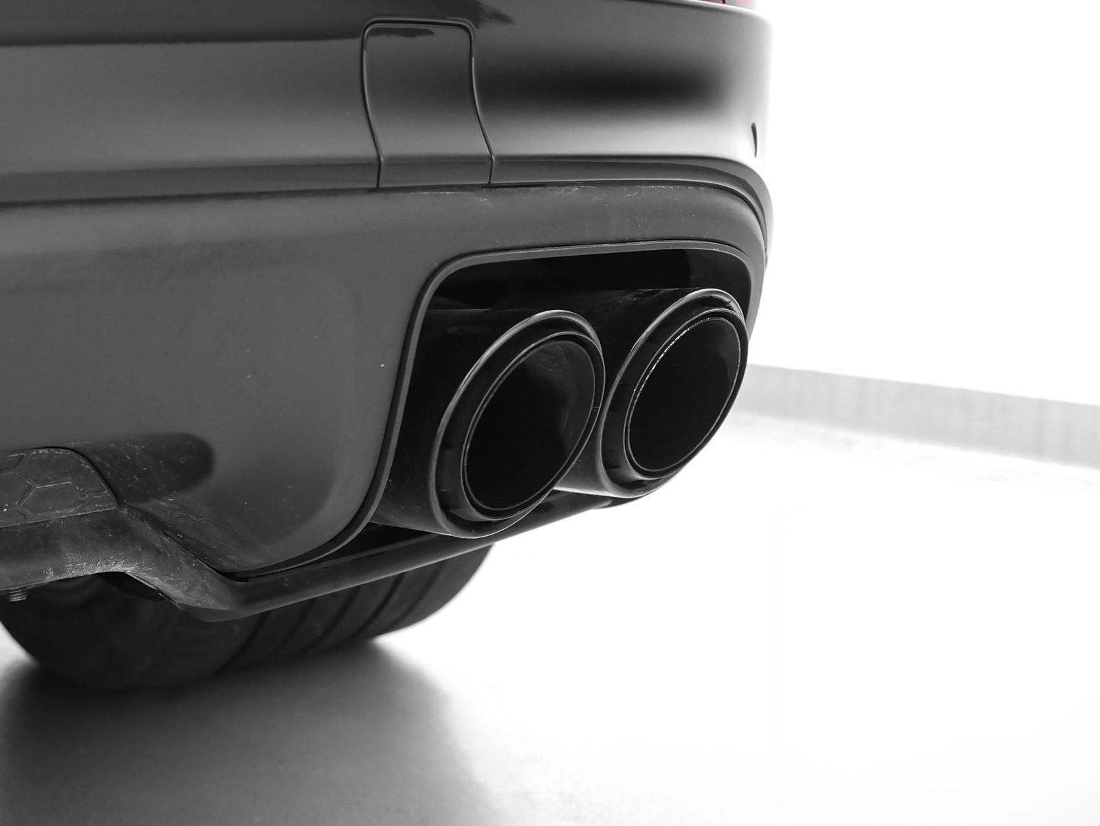 2023 Porsche Cayenne Turbo S E-Hybrid