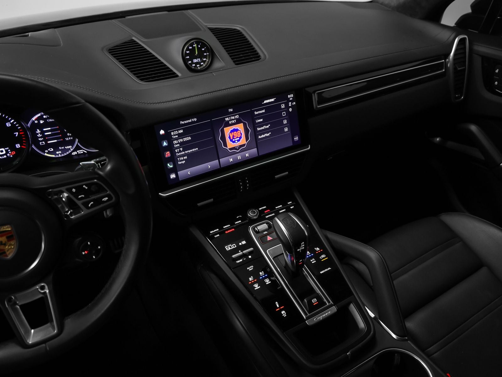 2023 Porsche Cayenne Turbo S E-Hybrid