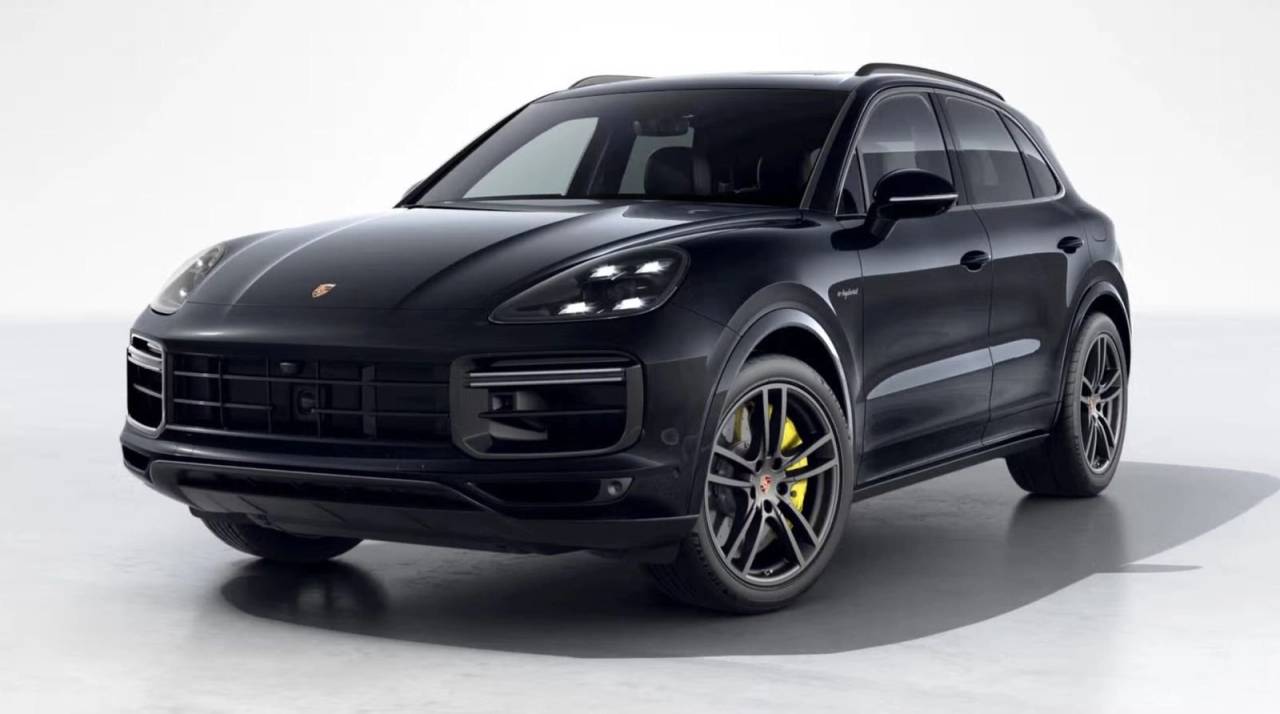 2023 Porsche Cayenne Turbo S E-Hybrid