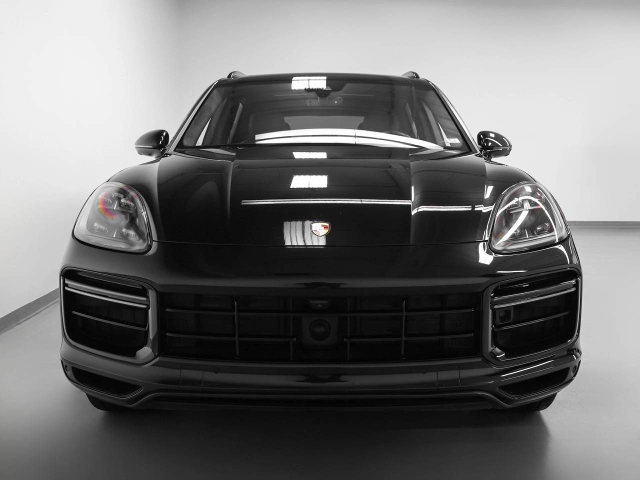 2023 Porsche Cayenne Turbo S E-Hybrid