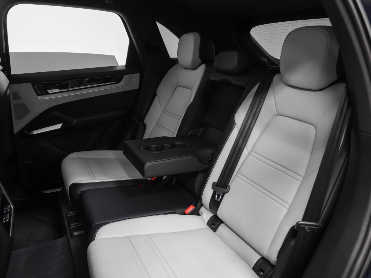 2024 Porsche Cayenne Cayenne S