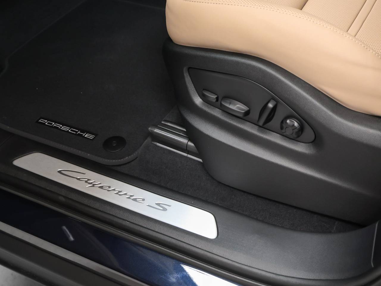 2026 Porsche Cayenne S