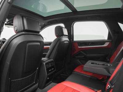2025 Porsche Cayenne Cayenne S