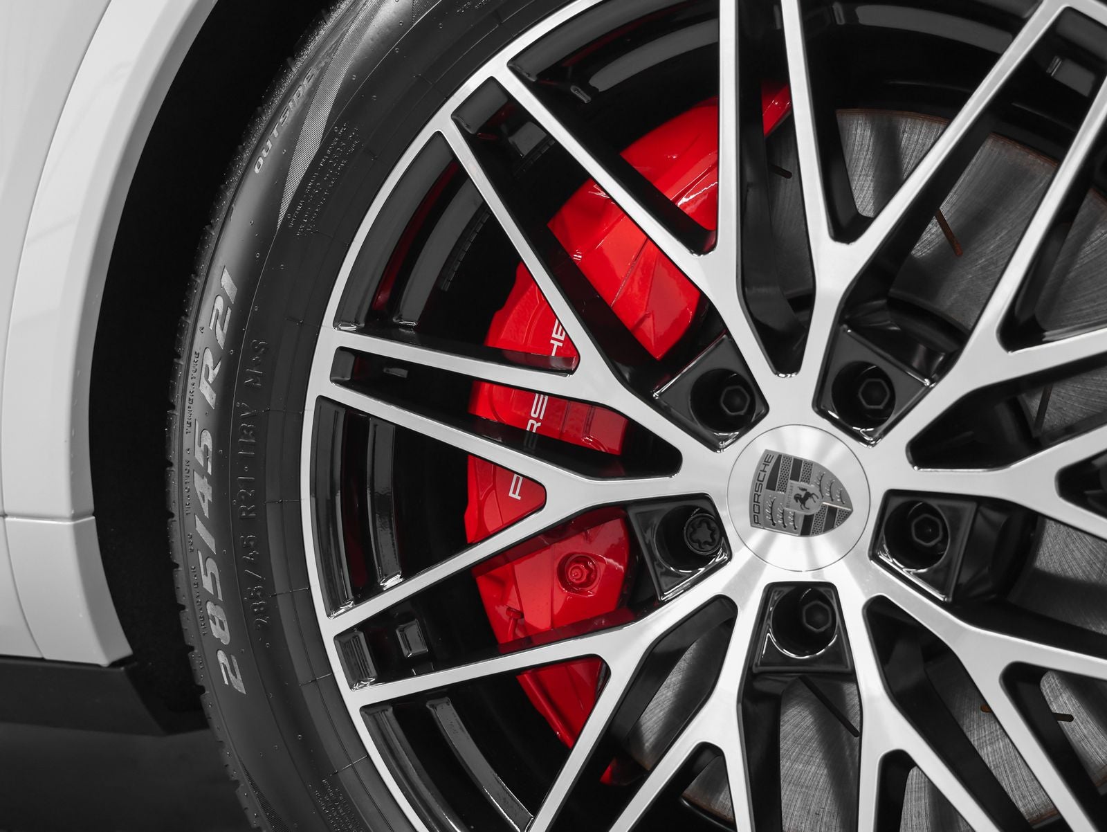 2026 Porsche Cayenne Turbo E-Hybrid