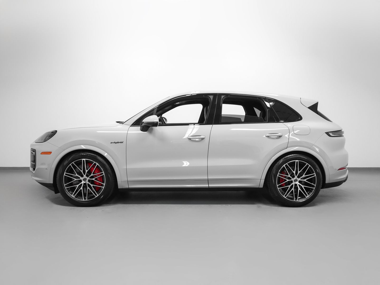 2026 Porsche Cayenne Turbo E-Hybrid