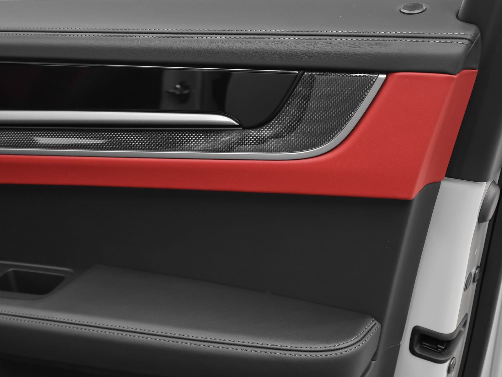 2026 Porsche Cayenne Turbo E-Hybrid