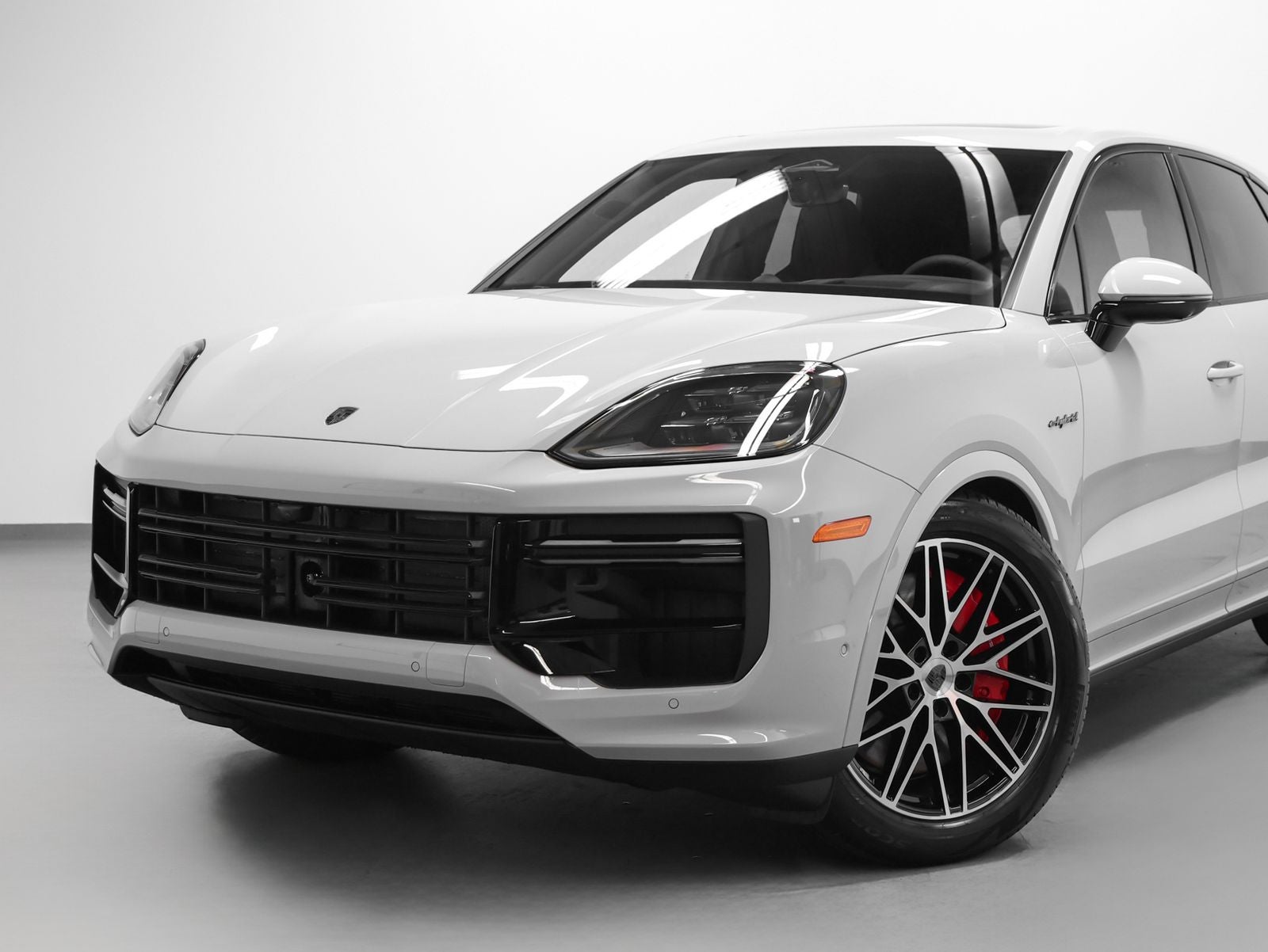 2026 Porsche Cayenne Turbo E-Hybrid