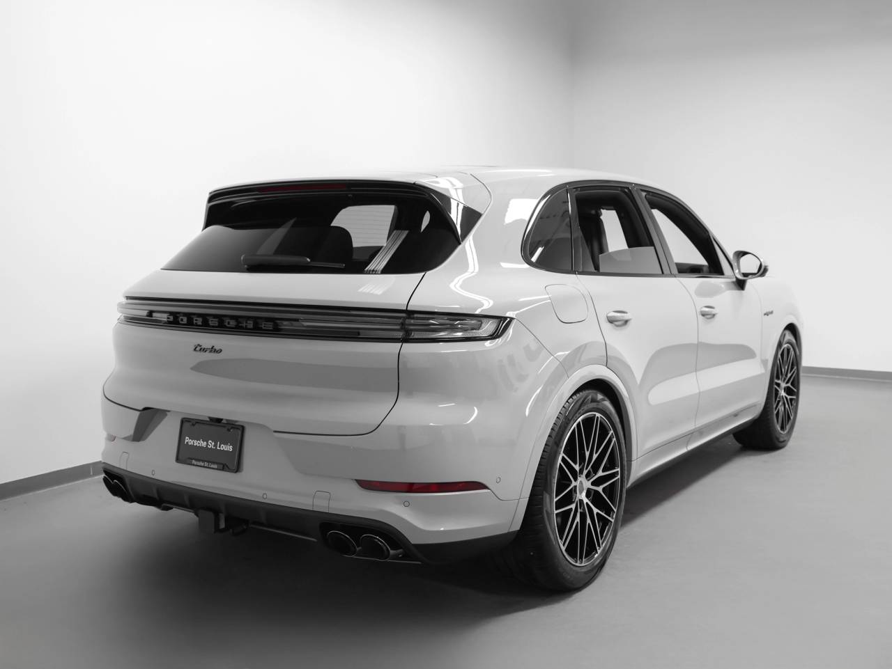 2026 Porsche Cayenne Turbo E-Hybrid