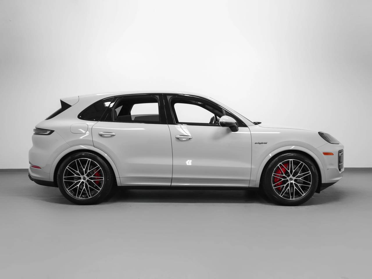 2026 Porsche Cayenne Turbo E-Hybrid