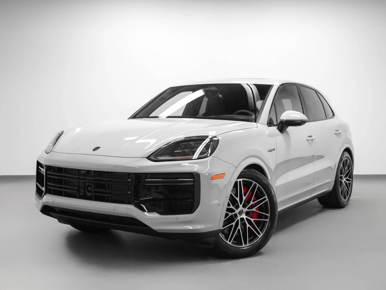 2026 Porsche Cayenne Turbo E-Hybrid
