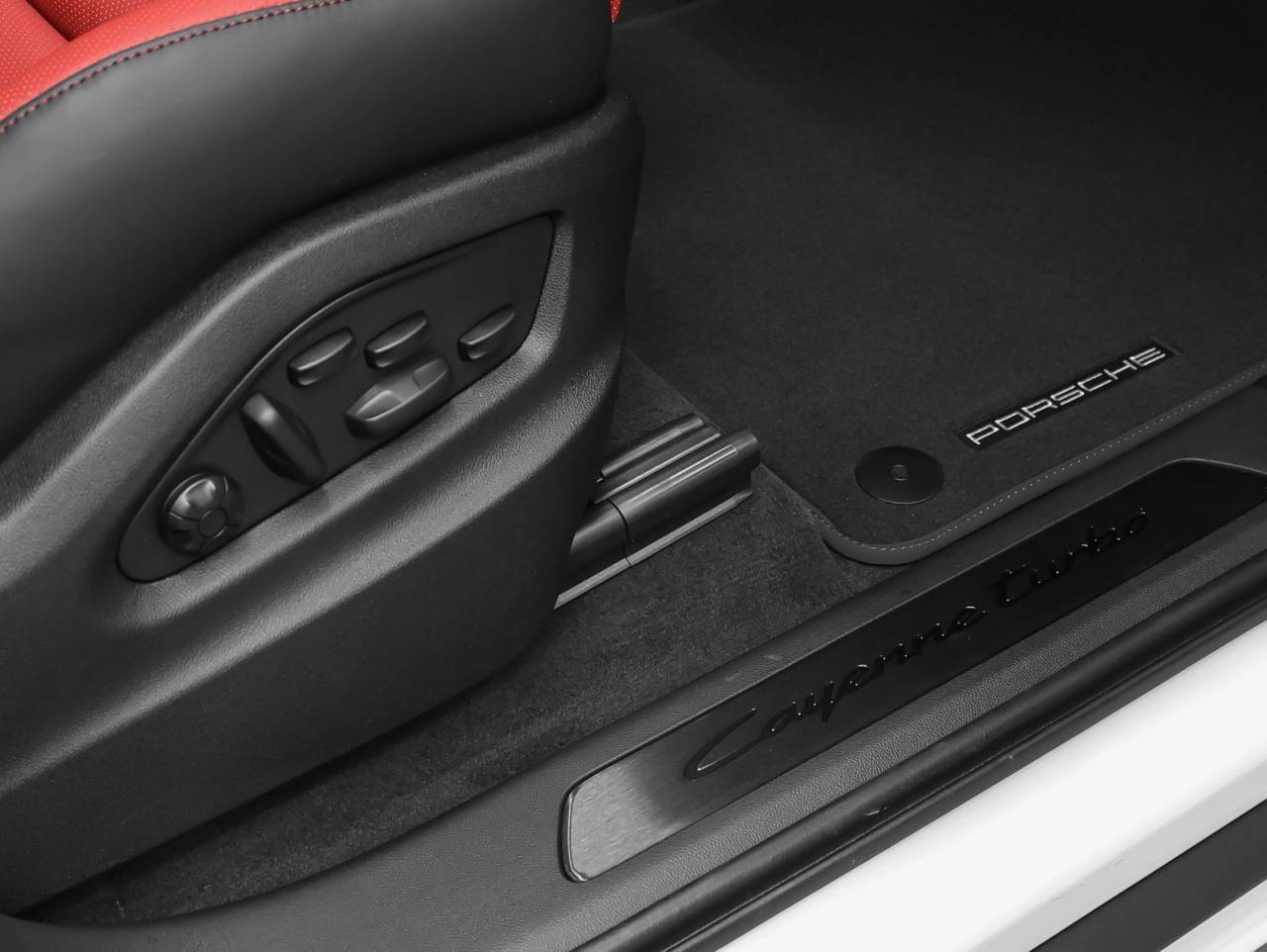 2026 Porsche Cayenne Cayenne Turbo E-Hybrid