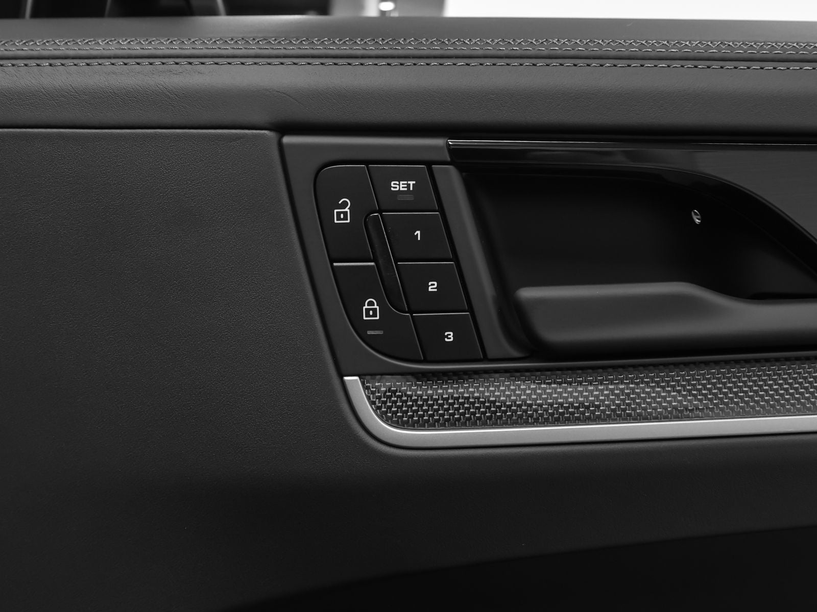 2025 Porsche Cayenne Cayenne Turbo E-Hybrid