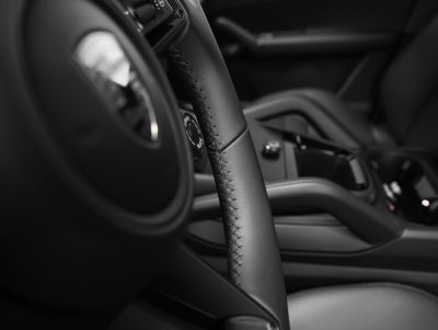 2025 Porsche Cayenne Cayenne Turbo E-Hybrid