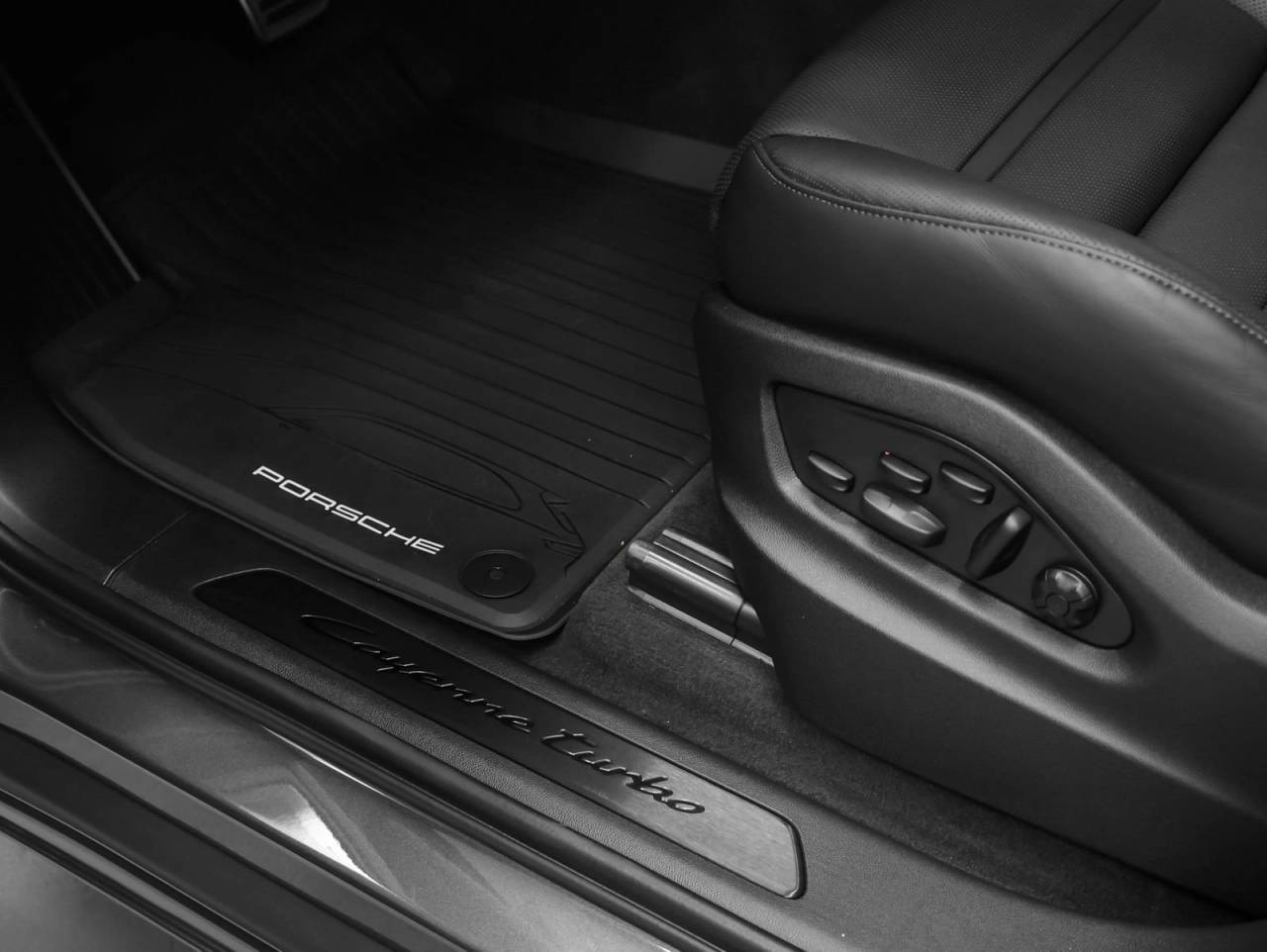 2025 Porsche Cayenne Cayenne Turbo E-Hybrid