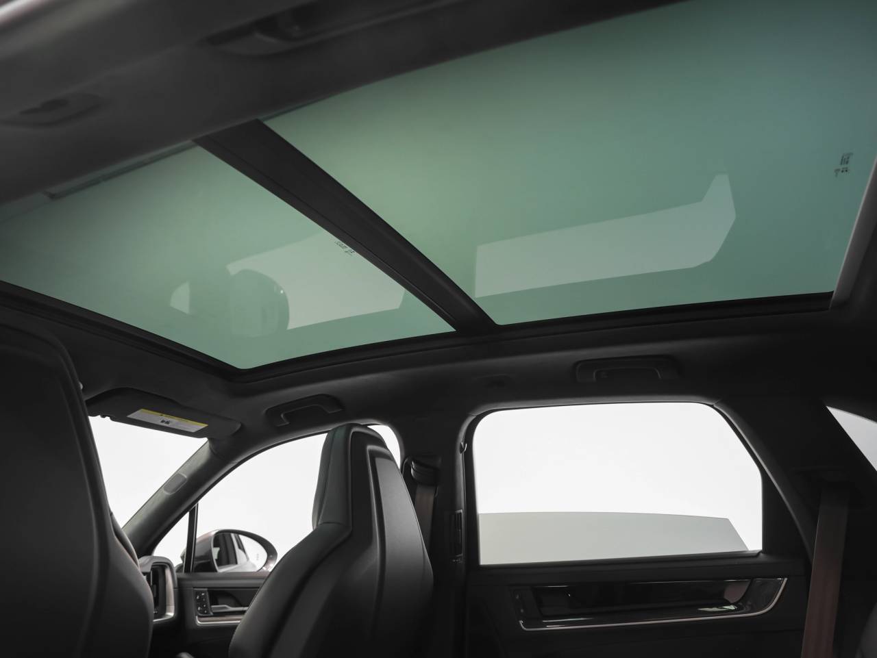 2025 Porsche Cayenne Cayenne Turbo E-Hybrid