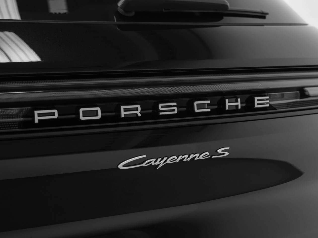 2026 Porsche Cayenne S E-Hybrid