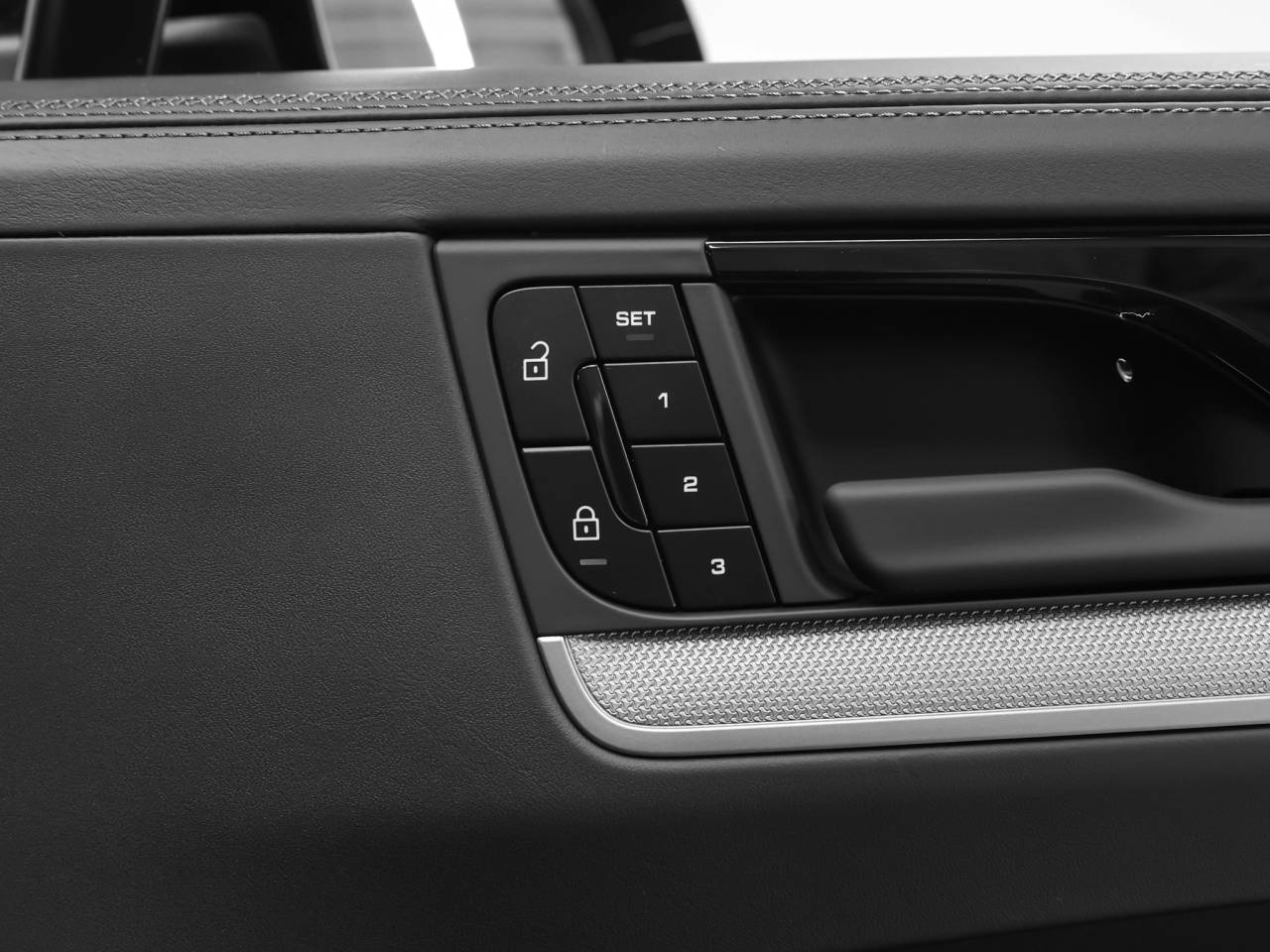 2026 Porsche Cayenne S E-Hybrid