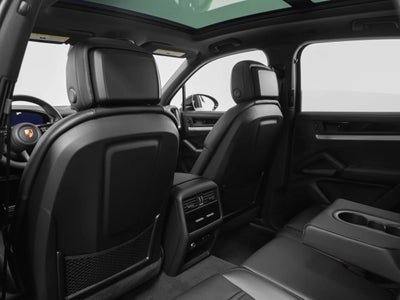 2026 Porsche Cayenne S E-Hybrid