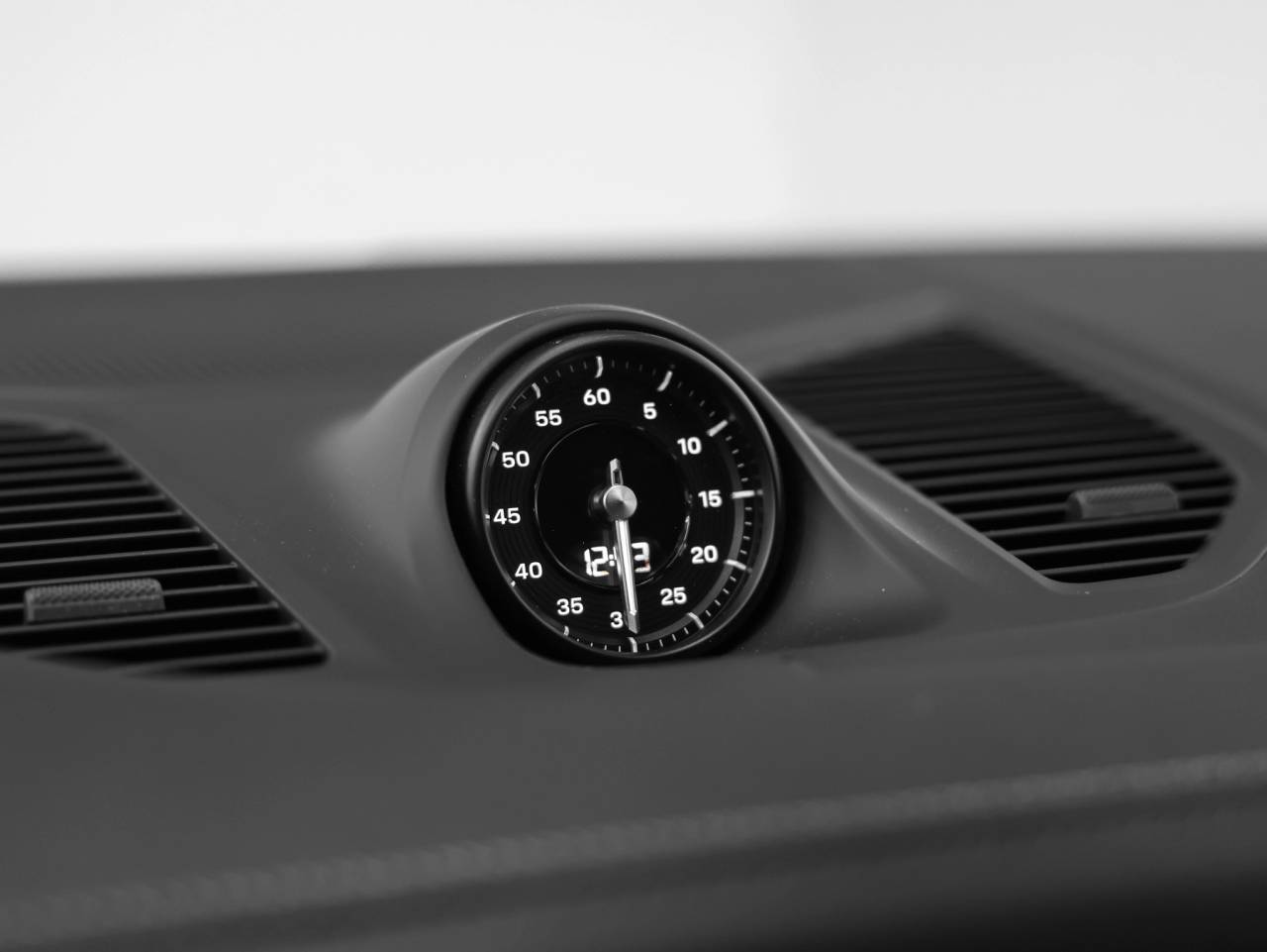 2026 Porsche Cayenne S E-Hybrid