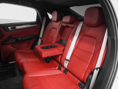 2022 Porsche Cayenne Cayenne Coupe Platinum Edition