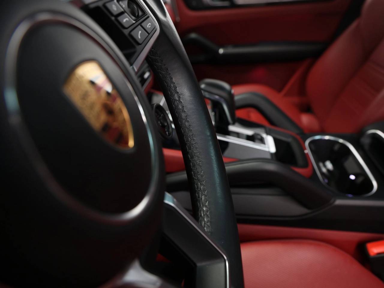 2022 Porsche Cayenne Cayenne Coupe Platinum Edition